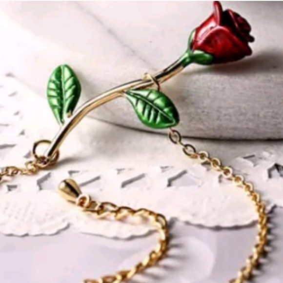 "beauty and the beast" Rose Bracelet - Picture 2 of 3